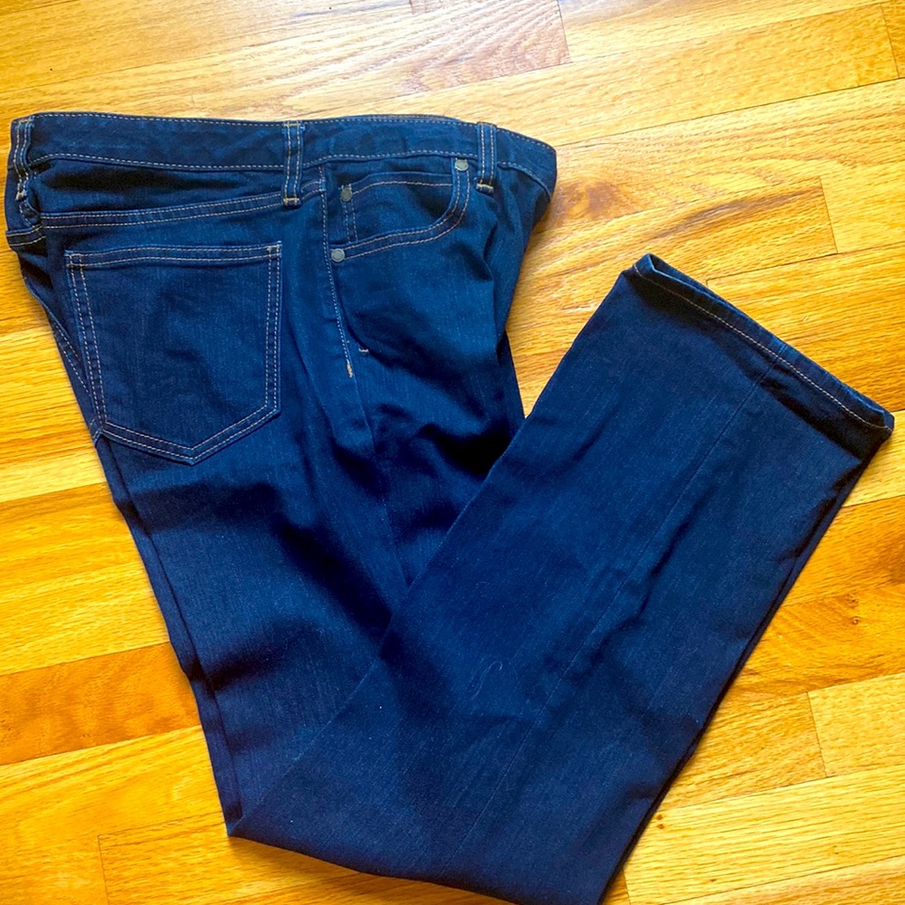 Gap Premium Curvy straight jean size 6/28A